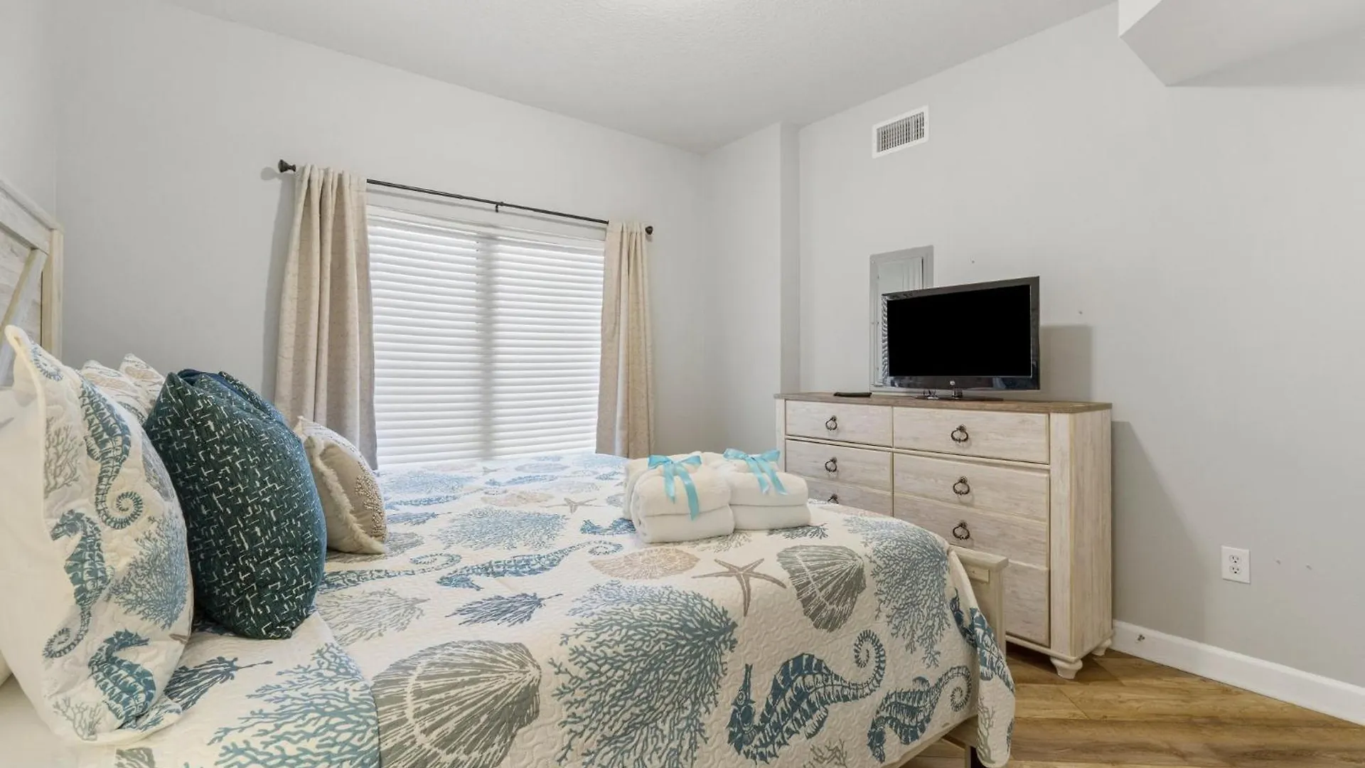Holiday home Shores Of Panama 1410 - Seaside Retreat Panama City Beach